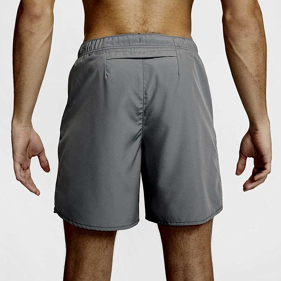 Nike Dri-FIT Challenger 7UI Erkek Şort