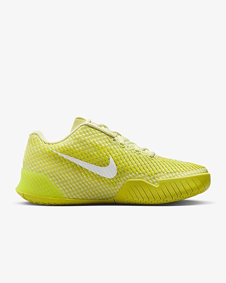 Nikecourt Air Zoom Vapor 11 Sert Kort Kadın Tenis Ayakkabısı